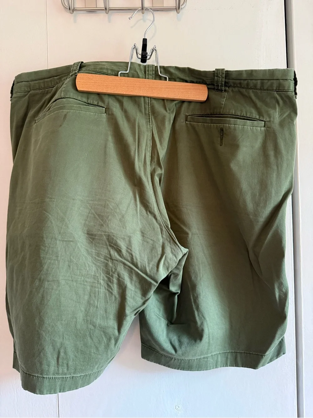 J. Crew Olive Green Flat-Front Men’s Shorts